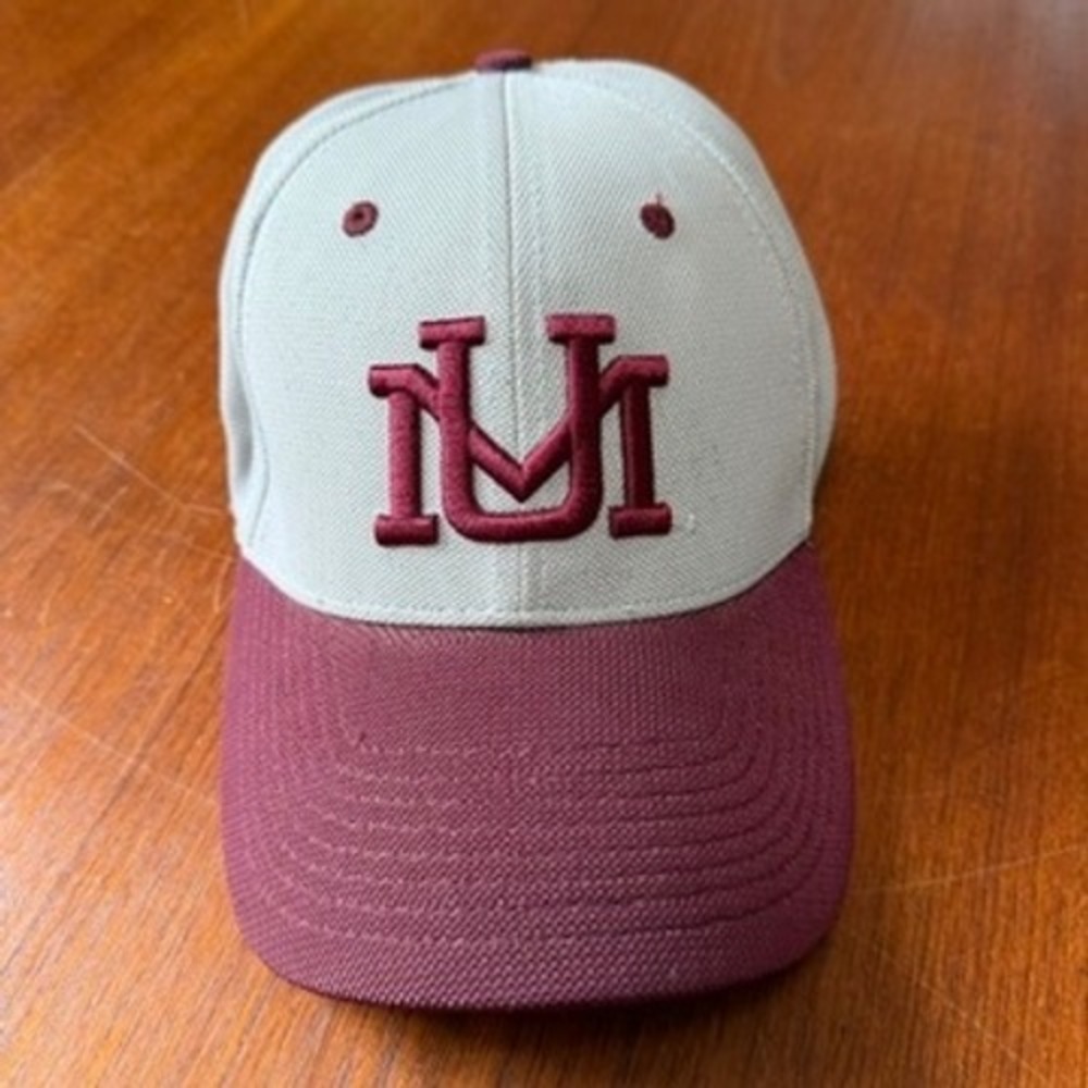 New Era University of Montana Grizzlies Hat Grey Maroon Stretch Fit M/L NCAA Fan